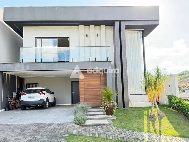 Casa 4 quartos e 5 banheiros, à venda, no bairro Orfãs em Ponta Grossa