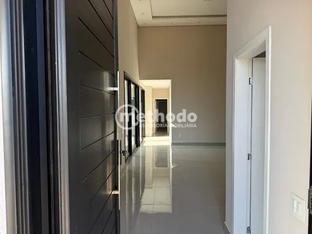 Casa com 300m² 3 quartos e 4 banheiros, à venda, no bairro Parque Brasil 500 em Paulínia