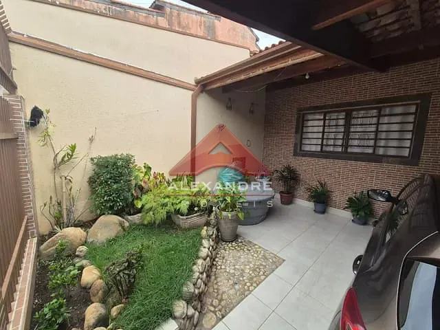 Casa com 125m² 2 quartos e 1 banheiro, à venda, no bairro Minas Gerais em São José dos Campos