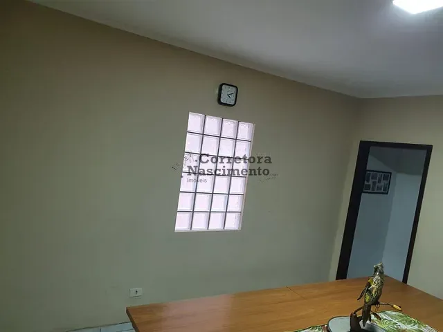 Casa com 250m² 4 quartos e 3 banheiros, à venda, no bairro Loteamento Villa Branca em Jacareí