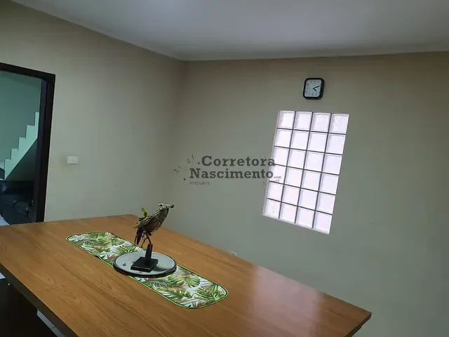 Casa com 250m² 4 quartos e 3 banheiros, à venda, no bairro Loteamento Villa Branca em Jacareí