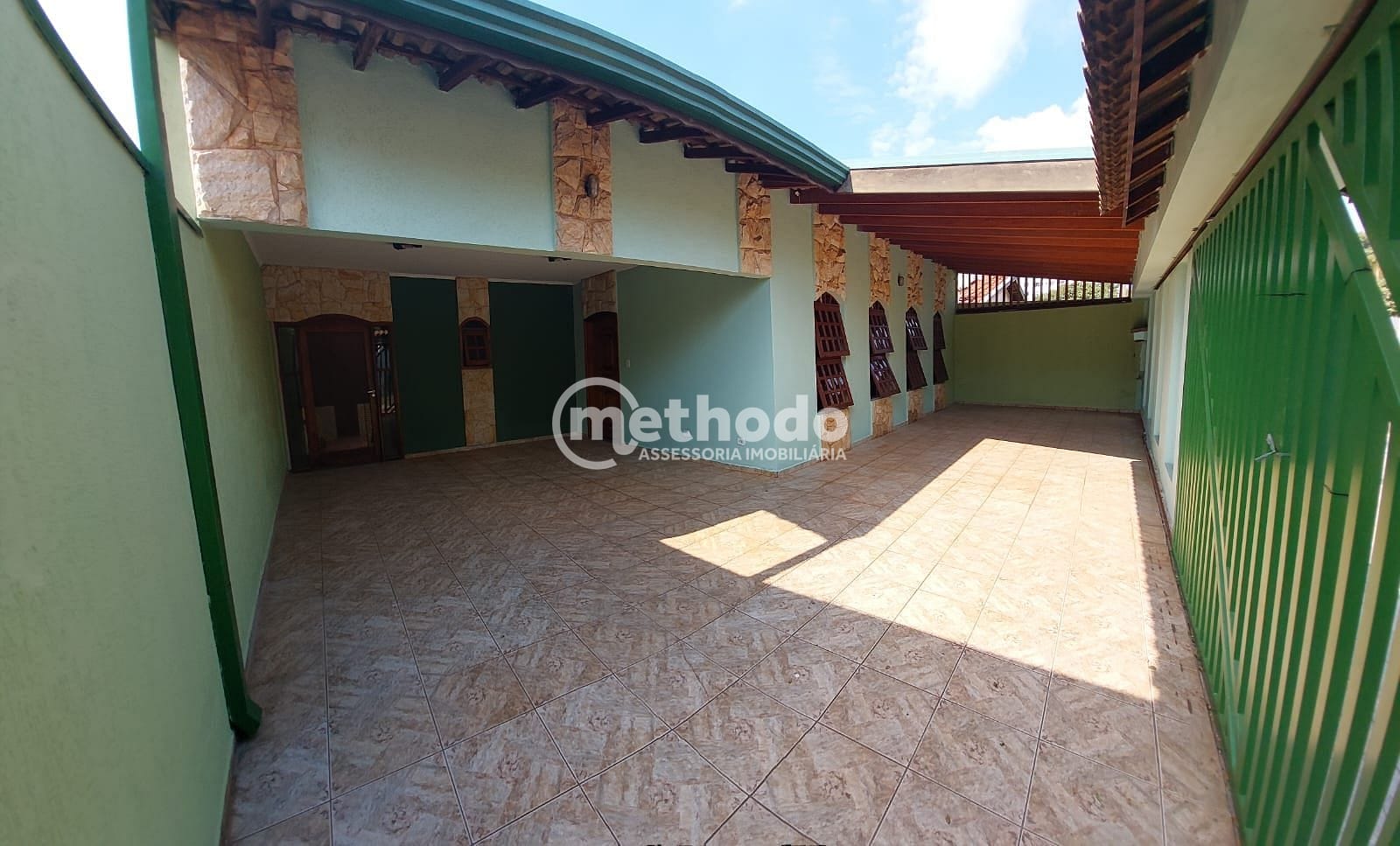 Casa, 3 quartos, 275 m² - Foto 2