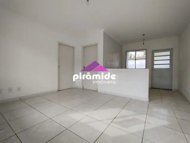 Casa com 164m² 1 quarto e 1 banheiro, à venda, no bairro Jardim Colônia em Jacareí