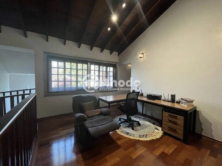 Casa, 4 quartos, 300 m² - Foto 31