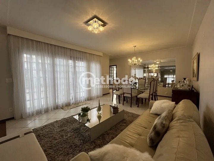 Casa, 4 quartos, 300 m² - Foto 6