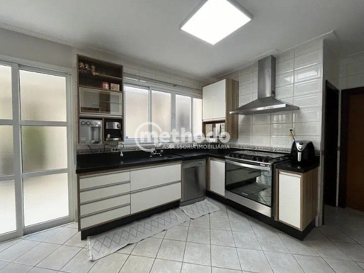 Casa, 4 quartos, 300 m² - Foto 14