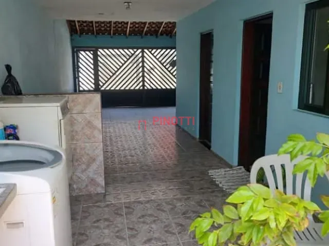 Casa 2 quartos e 2 banheiros, à venda, no bairro Dos Casa em São Bernardo do Campo