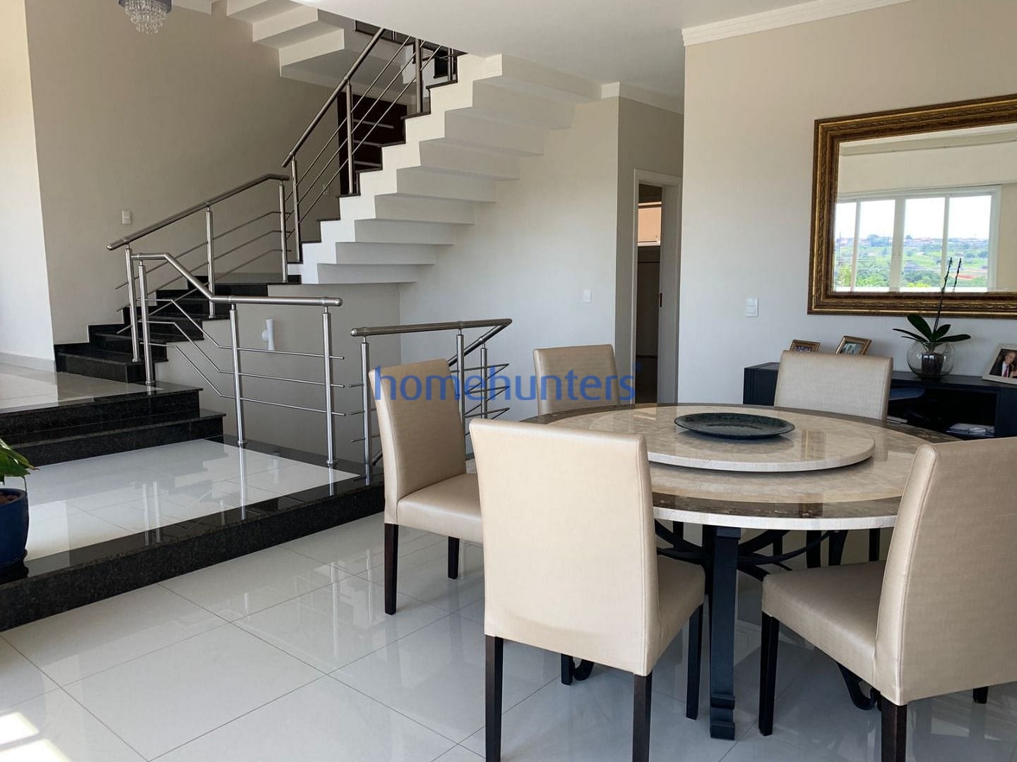 Casa à venda e aluguel com 4 quartos, 360m² - Foto 8