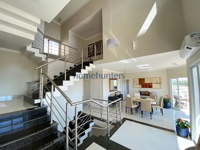 Casa com 422m² 4 quartos e 6 banheiros, à venda, no bairro Swiss Park em Campinas