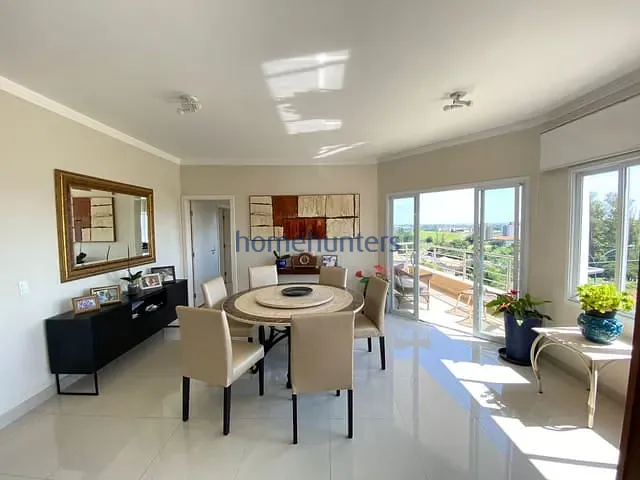 Casa com 422m² 4 quartos e 6 banheiros, à venda, no bairro Swiss Park em Campinas