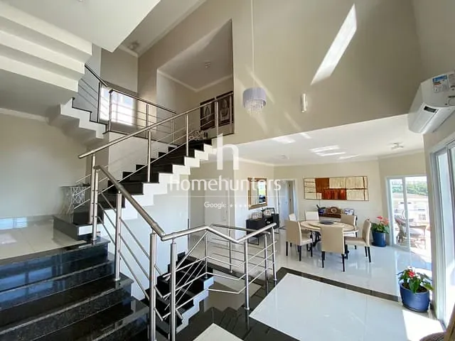 Casa com 422m² 4 quartos e 6 banheiros, à venda, no bairro Swiss Park em Campinas