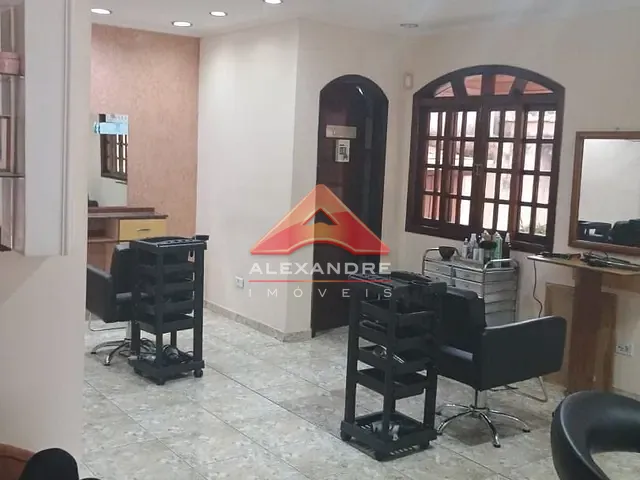 Casa com 215m² 3 quartos e 3 banheiros, à venda, no bairro Jardim Valparaíba em São José dos Campos