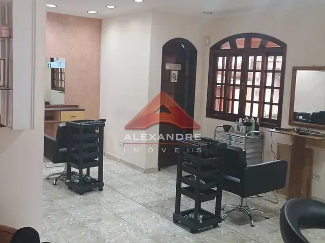 Casa com 215m² 3 quartos e 3 banheiros, à venda, no bairro Jardim Valparaíba em São José dos Campos