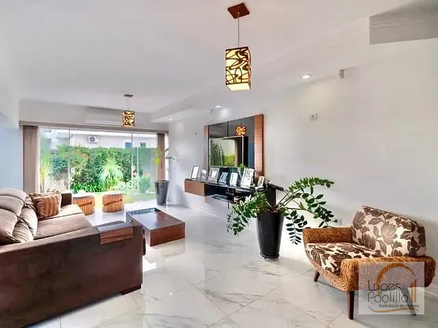 Casa com 360m² 2 quartos e 2 banheiros, à venda, no bairro Residencial Quadra dos Principes em Atibaia