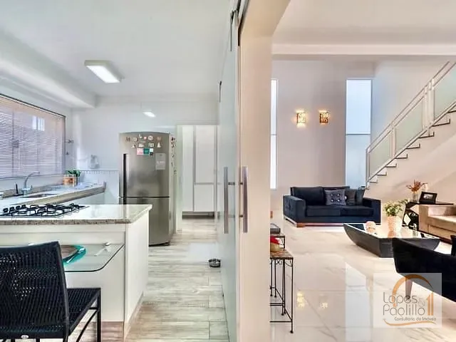 Casa com 360m² 2 quartos e 2 banheiros, à venda, no bairro Residencial Quadra dos Principes em Atibaia
