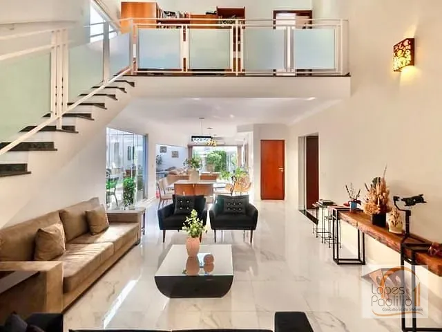 Casa com 360m² 2 quartos e 2 banheiros, à venda, no bairro Residencial Quadra dos Principes em Atibaia