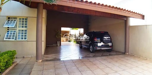 Casa, 3 quartos, 206 m² - Foto 1