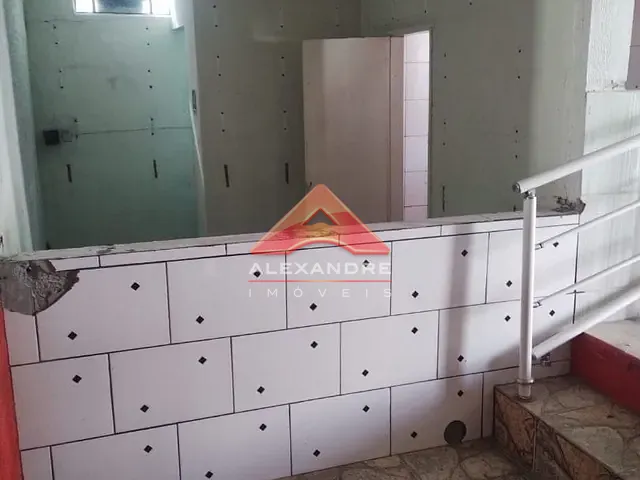Casa com 212m² 1 quarto e 2 banheiros, à venda ou para alugar, no bairro Jardim Ismênia em São José dos Campos
