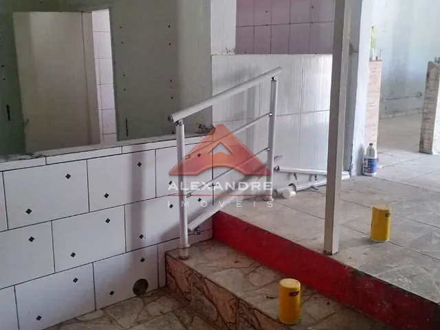 Casa com 212m² 1 quarto e 2 banheiros, à venda, no bairro Jardim Ismênia em São José dos Campos
