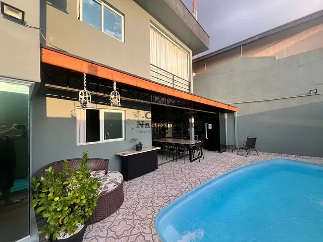 Casa com 263m² 4 quartos e 3 banheiros, à venda, no bairro Residencial Santa Paula em Jacareí