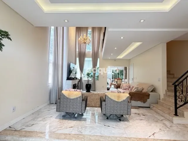 Casa com 300m² 4 quartos e 4 banheiros, à venda ou para alugar, no bairro Jardim Carvalho em Ponta Grossa
