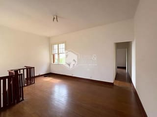 Foto do Casa-Casa tipo para venda em Cambuci com 4 quartos, 250m²