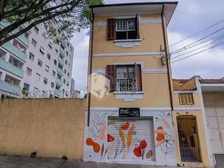 Foto do Casa-Casa tipo para venda em Cambuci com 4 quartos, 250m²