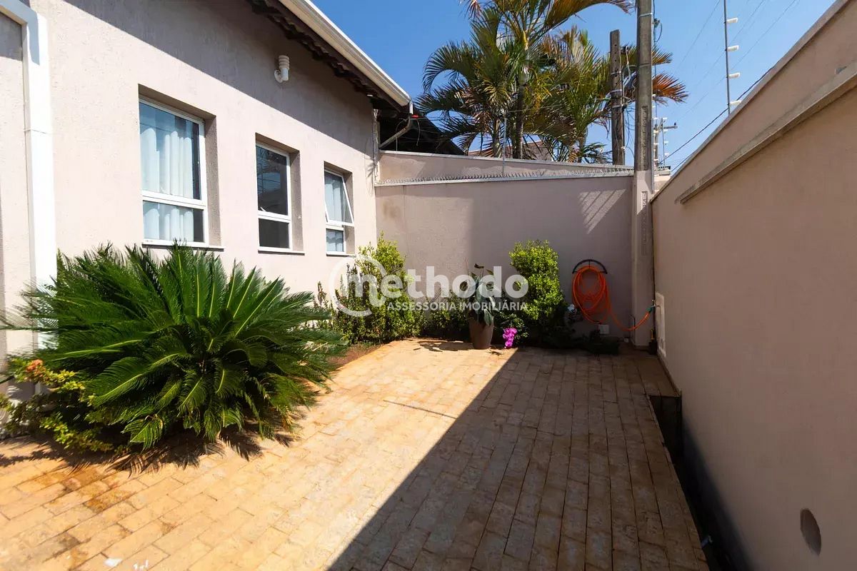 Casa, 3 quartos, 122 m² - Foto 1