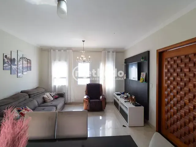 Casa com 250m² 3 quartos e 3 banheiros, à venda, no bairro Jardim New York em Campinas