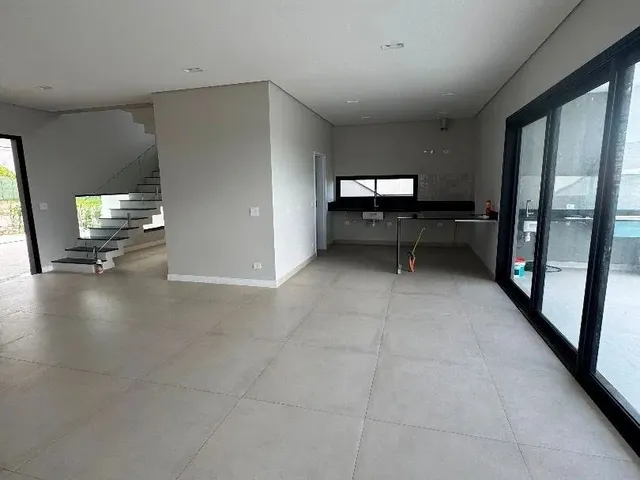 Casa com 330m² 3 quartos e 2 banheiros, à venda, no bairro Loteamento Terras Alpha São José dos Campos em São José Dos Campos