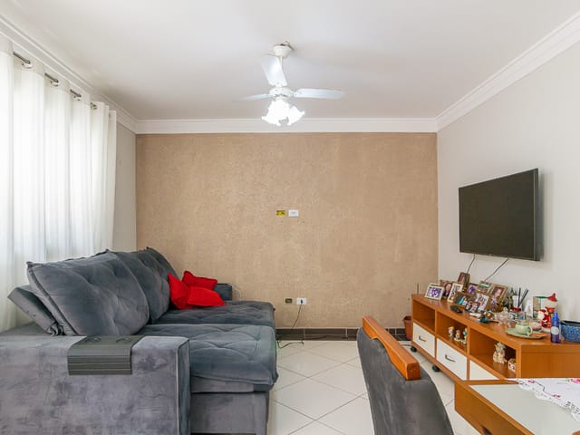 Foto do Casa - Casa no condomínio Condomínio Residencial Rafaela para venda com 3 quartos, sendo 1 suíte, 71m² | Lares e Andares Imóveis