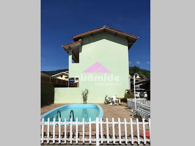 Casa com 430m² 5 quartos e 5 banheiros, à venda, no bairro Maranduba em Ubatuba