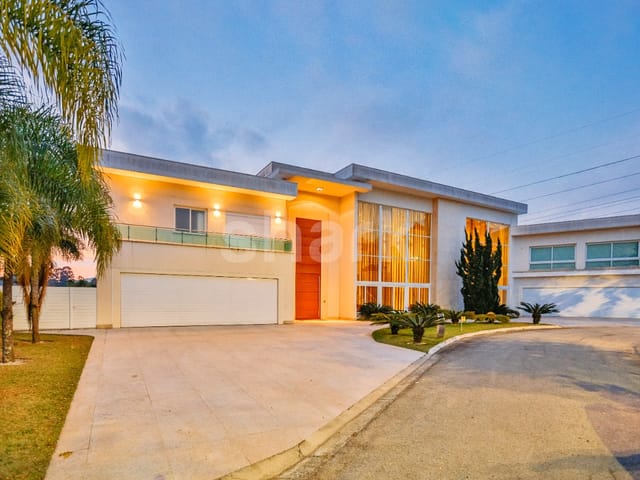 Casa com 2120m² 5 quartos e 7 banheiros, à venda, no bairro Tamboré em Santana de Parnaíba