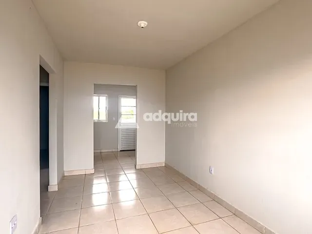 Casa 2 quartos e 1 banheiro, à venda, no bairro Neves em Ponta Grossa