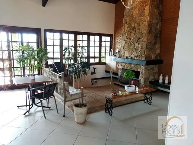 Casa com 800m² 5 quartos e 6 banheiros, à venda, no bairro Jardim dos Pinheiros em Atibaia