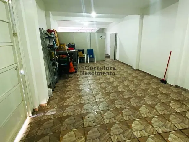 Casa com 370m² 3 quartos e 2 banheiros, à venda, no bairro Jardim Satélite em São José dos Campos