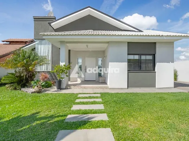 Casa com 1200m² 3 quartos e 4 banheiros, à venda, no bairro Colônia em Carambeí