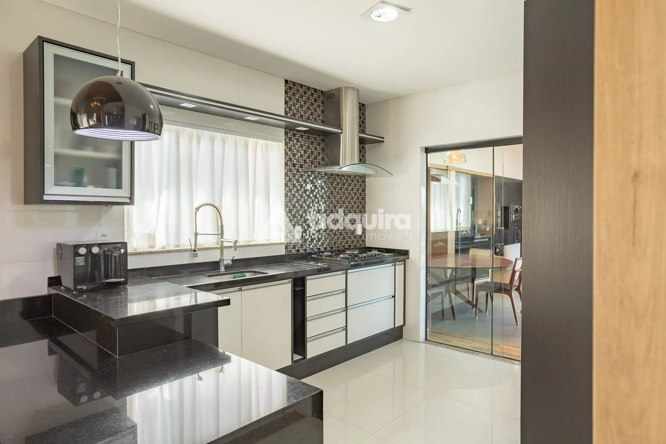 Casa, 3 quartos, 240 m² - Foto 25