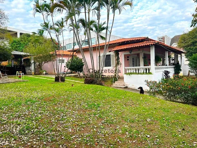 Casa com 1040m² 6 quartos e 3 banheiros, à venda, no bairro Jardim Esplanada em São José dos Campos
