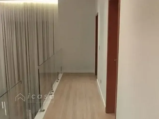 Casa com 200m² 3 quartos e 4 banheiros, à venda, no bairro Jardim Califórnia em Jacareí