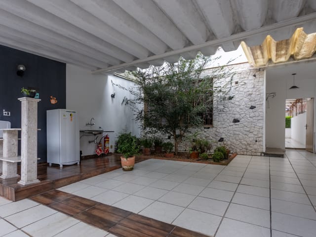 Foto do Casa - Casa tipo para venda em Planalto Paulista com 3 quartos, sendo 3 suítes, 172m² | Lares e Andares Imóveis