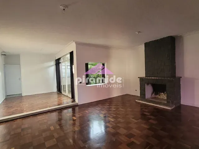 Casa com 450m² 3 quartos e 3 banheiros, à venda, no bairro Jardim Esplanada em São José dos Campos
