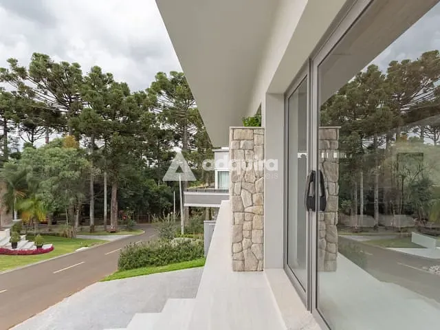 Casa 4 quartos e 7 banheiros, à venda, no bairro Estrela em Ponta Grossa