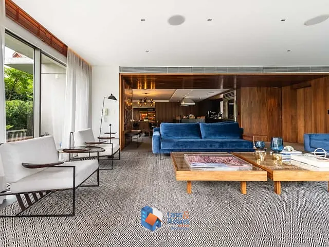 Casa com 925m² 4 quartos e 6 banheiros, à venda, no bairro Alto de Pinheiros em São Paulo