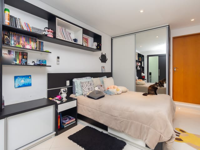 Casa com 210m² 4 quartos e 4 banheiros, à venda, no bairro Parque São Domingos em São Paulo