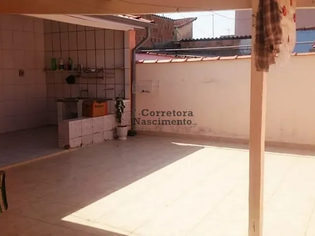 Casa com 200m² 2 quartos e 2 banheiros, à venda, no bairro Jardim Jacinto em Jacareí