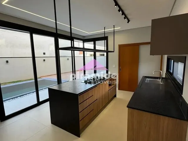 Casa com 10m² 3 quartos e 5 banheiros, à venda, no bairro Urbanova em São José Dos Campos