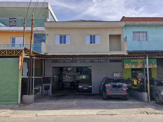 Casa com 300m² 4 quartos e 4 banheiros, à venda, no bairro Jardim São Luís em São Paulo
