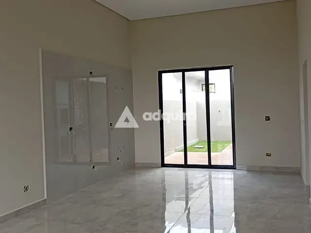 Casa com 200m² 3 quartos e 2 banheiros, à venda, no bairro Jardim Carvalho em Ponta Grossa