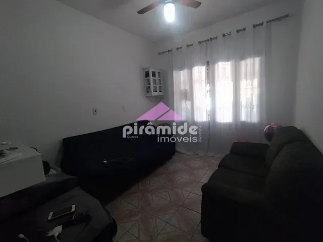 Casa com 200m² 2 quartos e 2 banheiros, à venda, no bairro Jardim Telespark em São José dos Campos